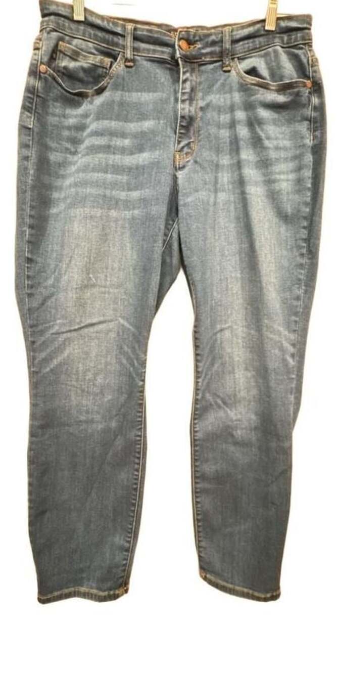 Judy Blue Boyfriend Fit Jeans Size 18W Medium Wash Denim
